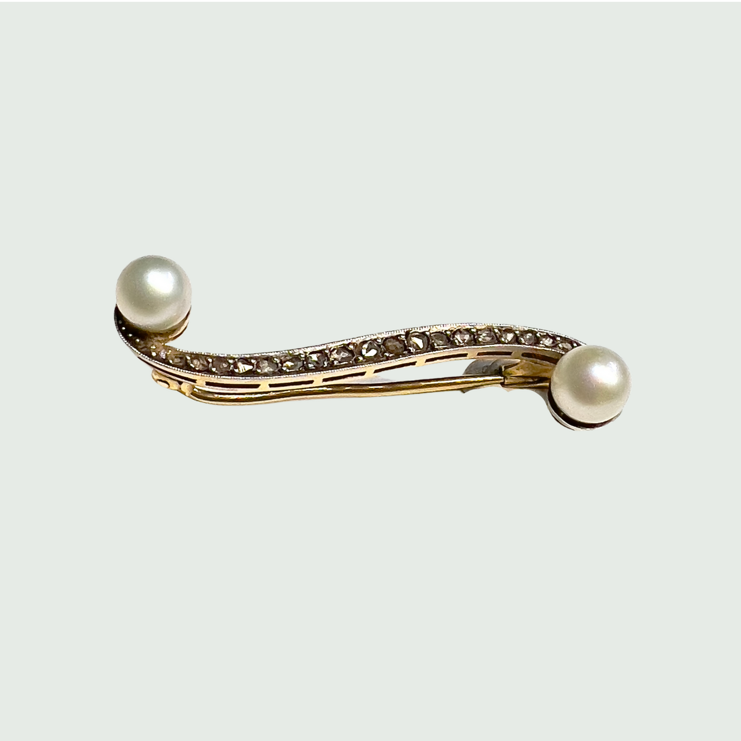 BROCHE antiguo 1920-1930 de ORO y PLATINO con DIAMANTES y PERLAS
