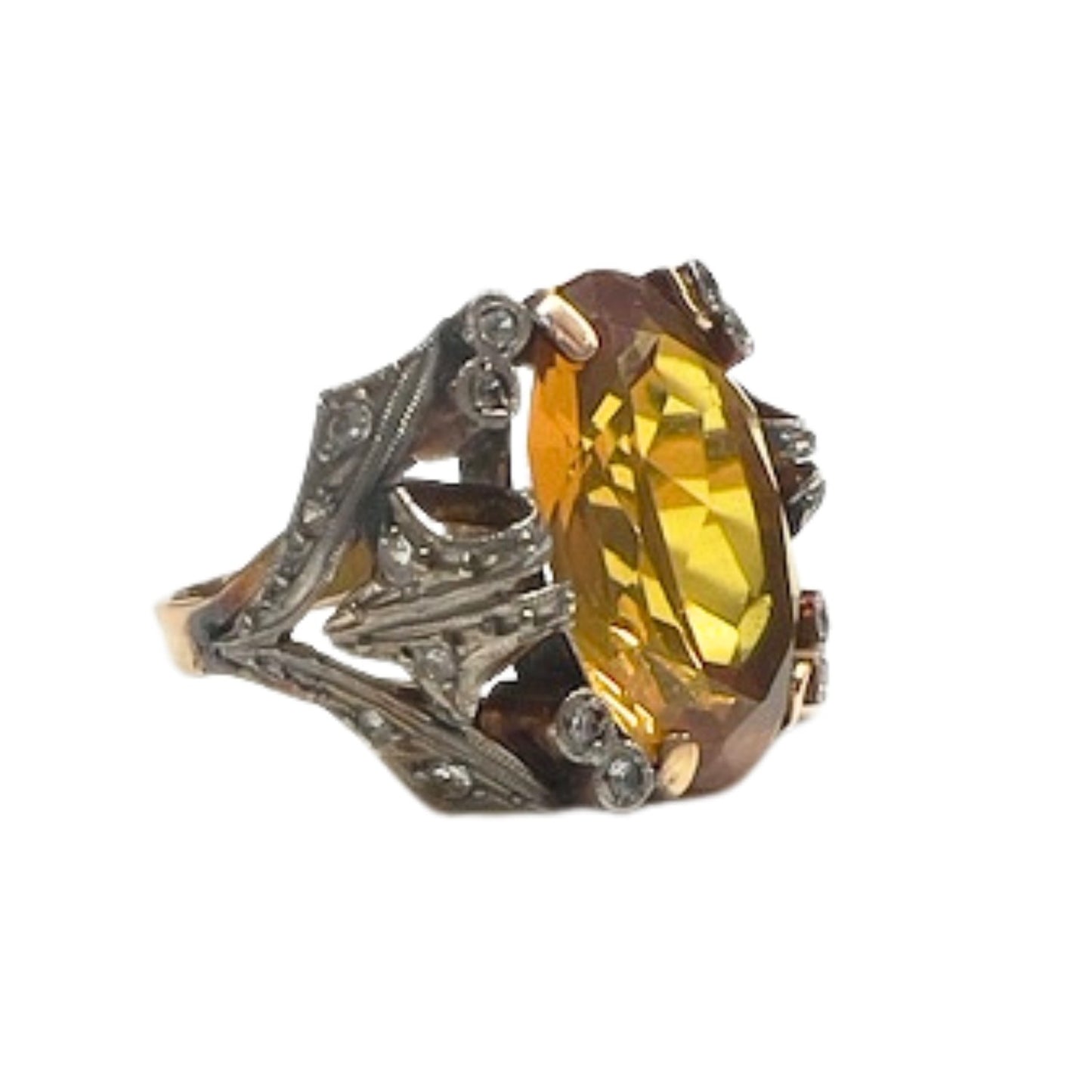 SORTIJA ART DECO ÉPOCA 1930-35 de ORO 18 kts y PLATINO con DIAMANTES y CITRINO