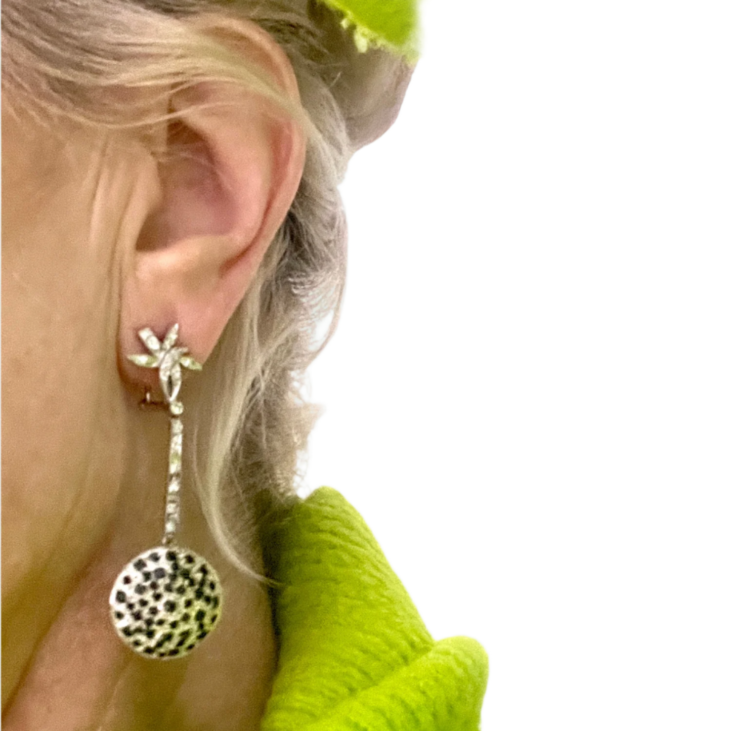 PENDIENTES ESTILO ART DECO EPOCA 1935 de ORO y PLATINO con DIAMANTES y ZAFIROS