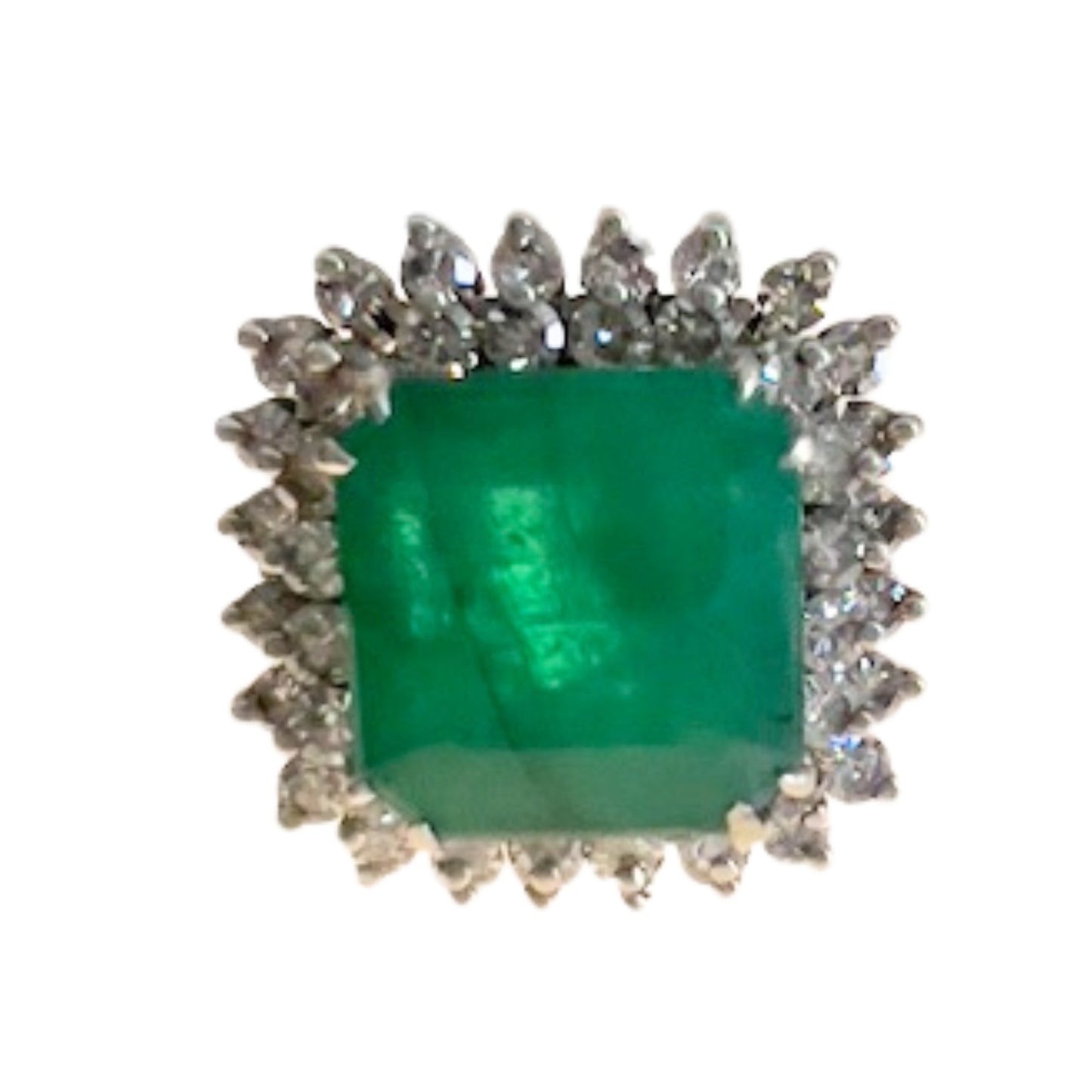 SORTIJA ESTILO RETRO ÉPOCA 1945  de ORO 18 kts con DIAMANTES 0.92 ct y ESMERALDA