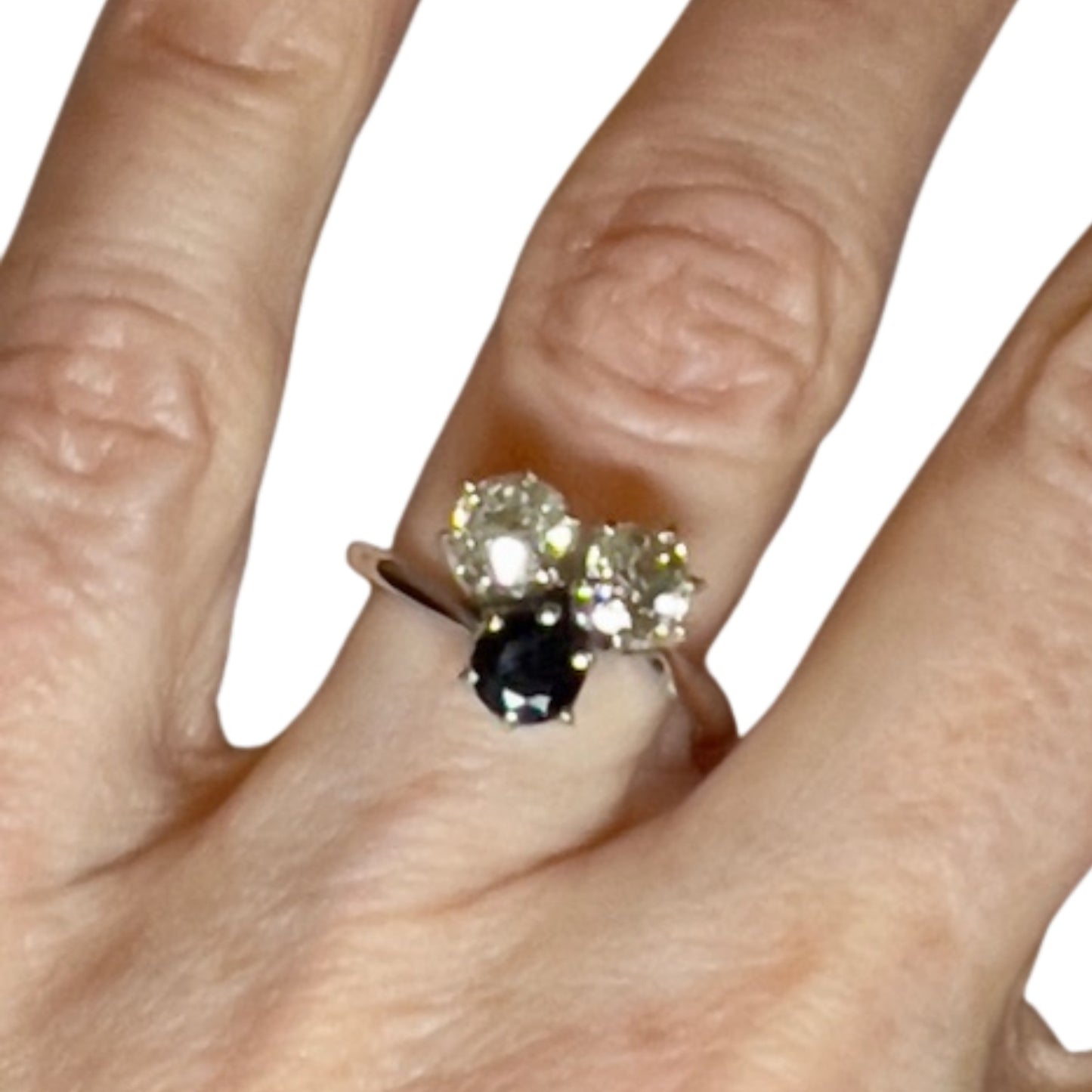 SORTIJA ESTILO ART DECO ÉPOCA 1935 de ORO 18 kts con DIAMANTES 1.22 ct y ZAFIRO 0.60 ct