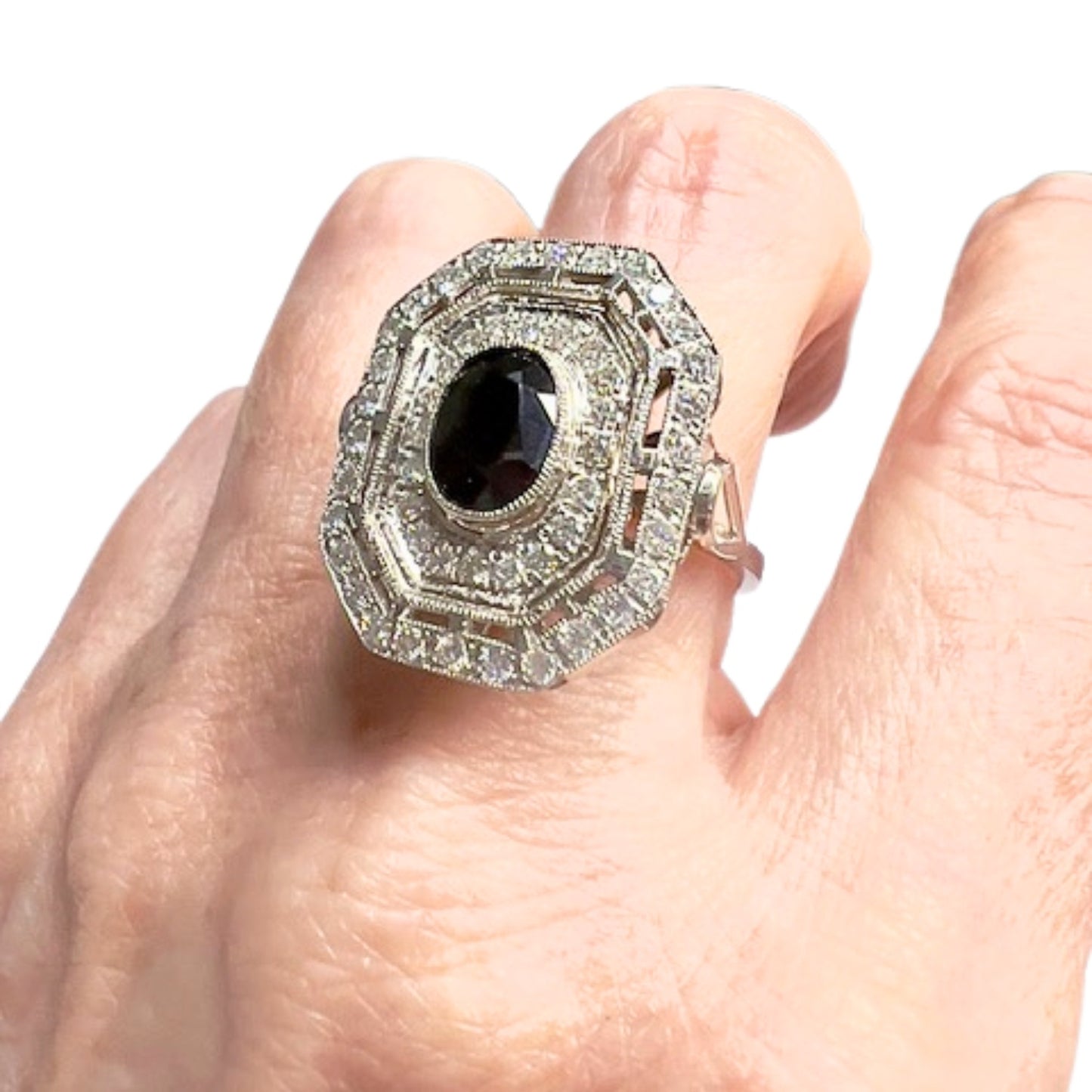 SORTIJA DISEÑO ART DECO CON ZAFIRO