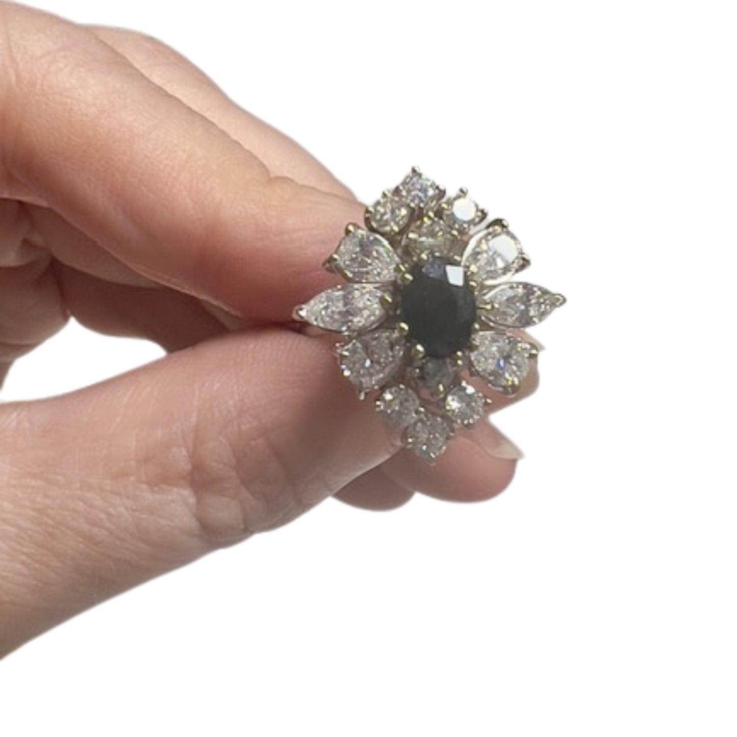 SORTIJA ESTILO CONTEMPORÁNEO SIGLO XX de ORO 18 kts con DIAMANTES