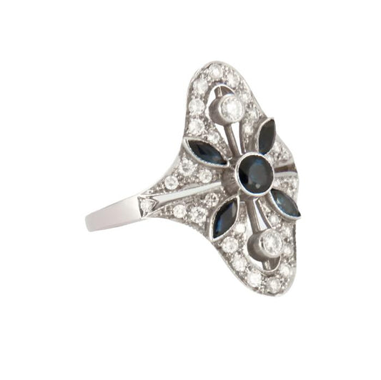 SORTIJA ESTILO ART DECO de ORO 18 kts con DIAMANTES y ZAFIROS